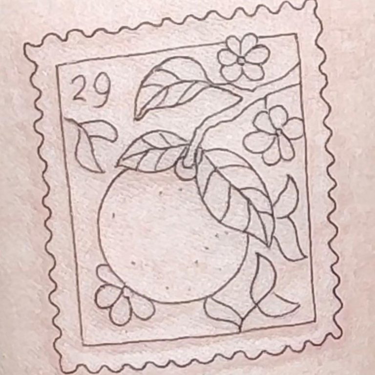 Fine line small tattoo made the same day in Málaga Studio